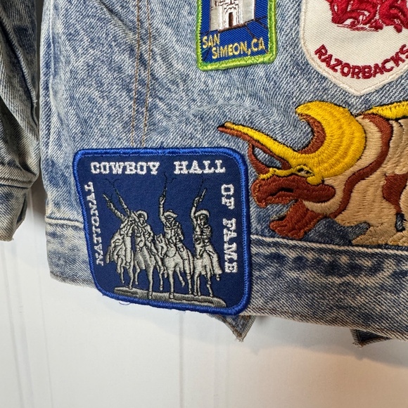 Boys Vintage Levi Jean Jacket Size 7 with Patches, GUC - Picture 6 of 12